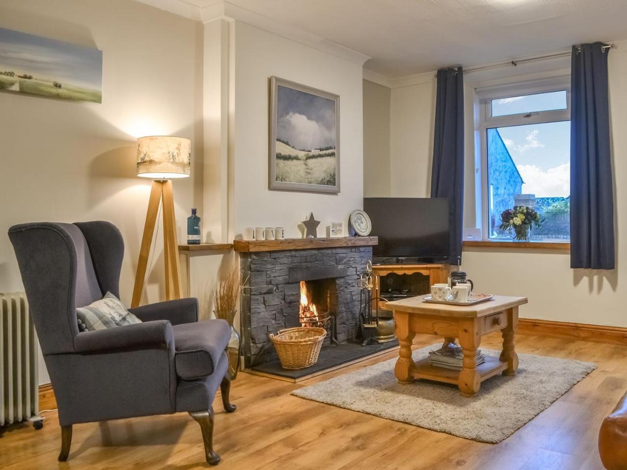Catbells - carbon neutral hotel in Unknown City