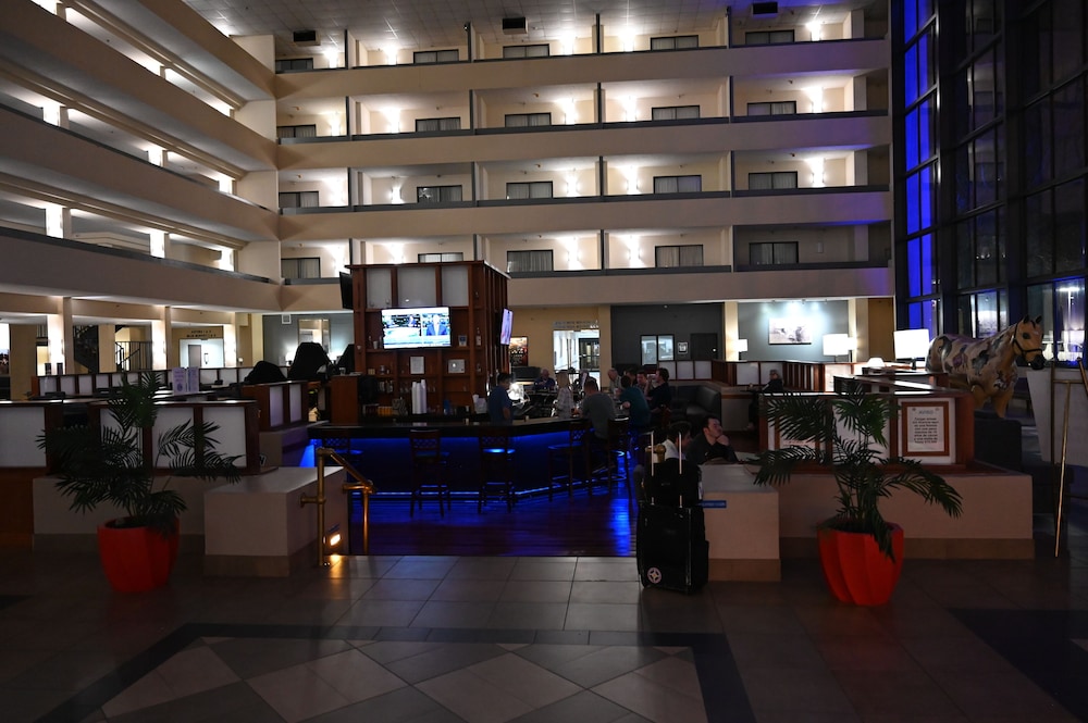 Atrium Hotel and Suites - photo 57