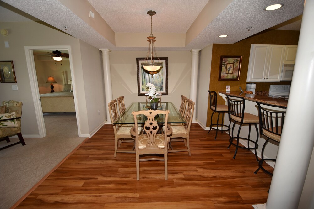 North Tower Apartment 606 - photo 11