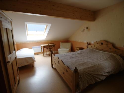 Auberge De La Charriole — hotel in Taintrux