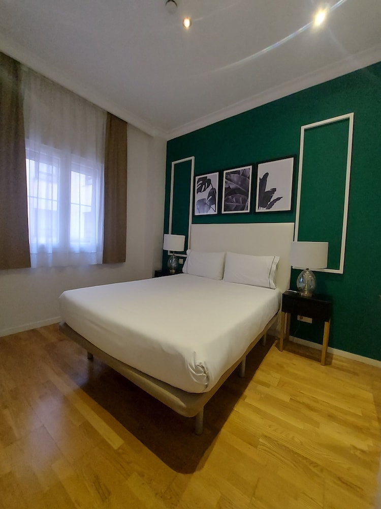 L&H Gran Via Selection — Madrid — photo 5