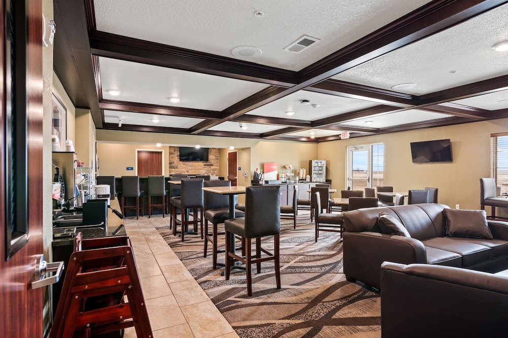 Cobblestone Inn & Suites Yuma - photo 63