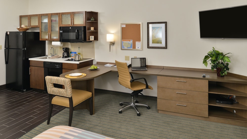 Candlewood Suites Houma by IHG - photo 16