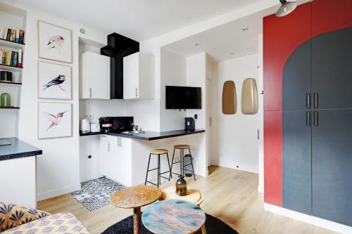Pick a Flat's Apartements in Louvre Rivoli Rue du Roule - carbon neutral hotel in Paris