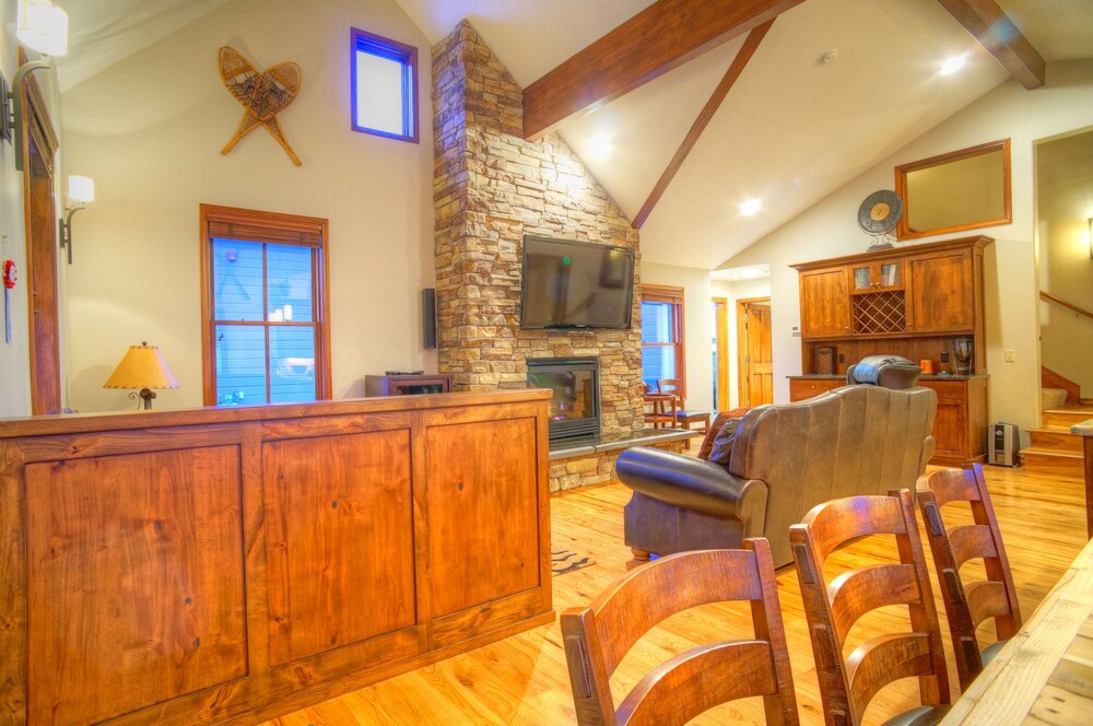 Abode off Main - photo 18