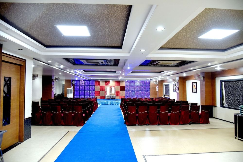 Hotel Simran Pride — Raipur — photo 5