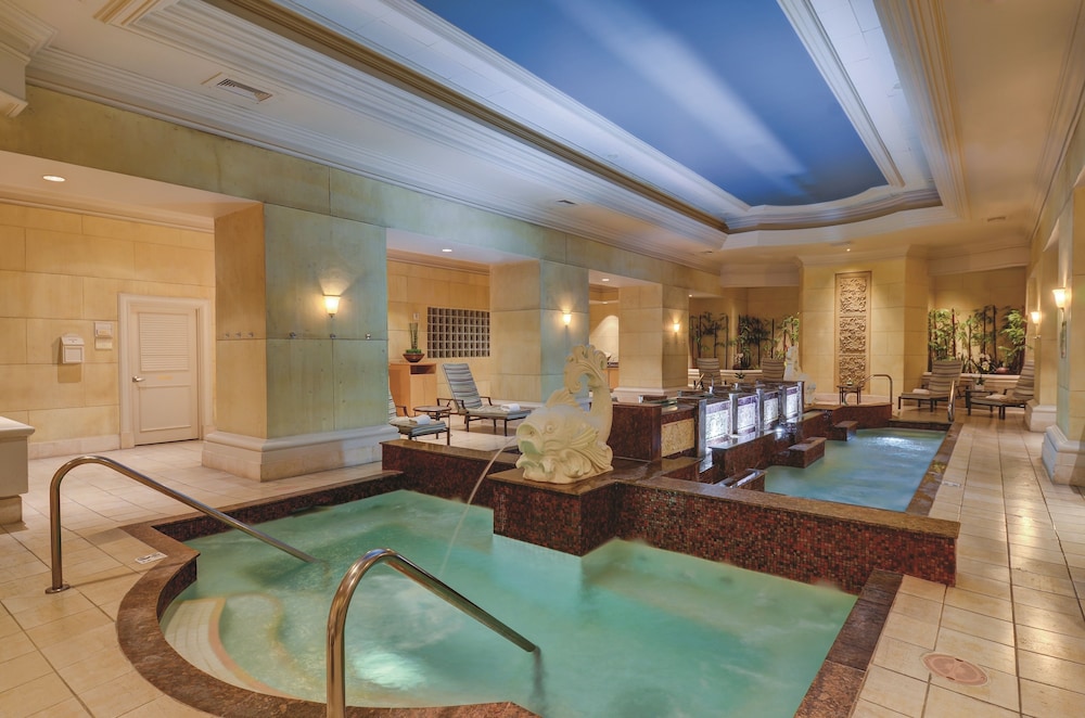 Mandalay Bay Resort And Casino - photo 47
