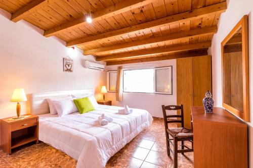 Solari Cosy Studio 1 - last minute hotel in Corfu