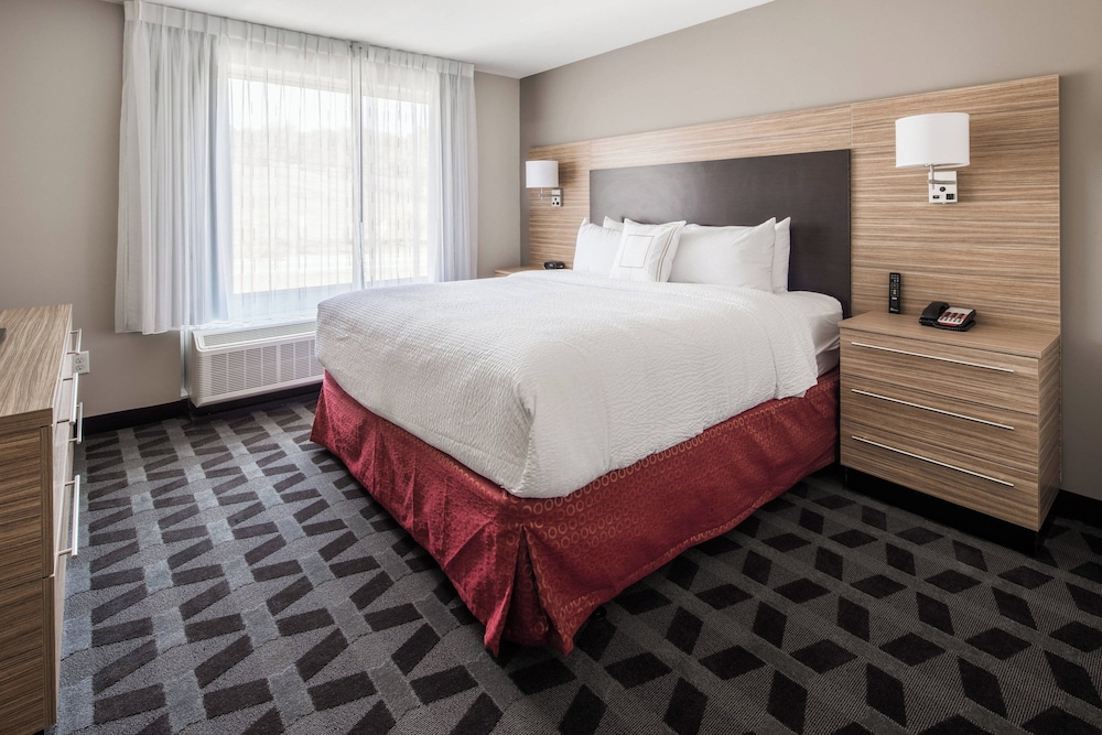 TownePlace Suites by Marriott Cleveland - photo 9