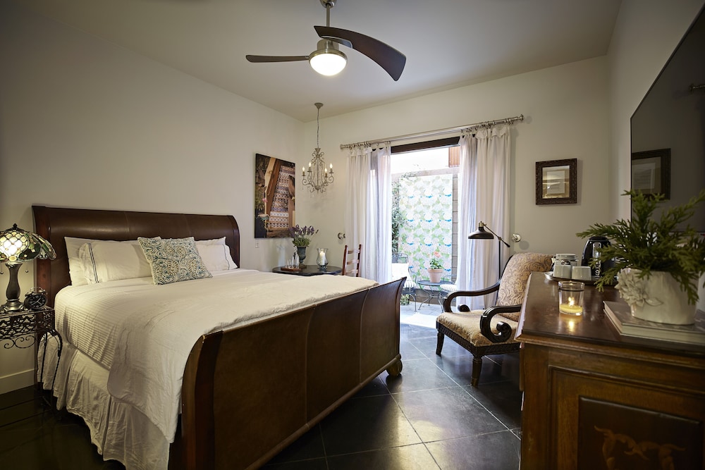 Bespoke Inn Scottsdale - photo 5