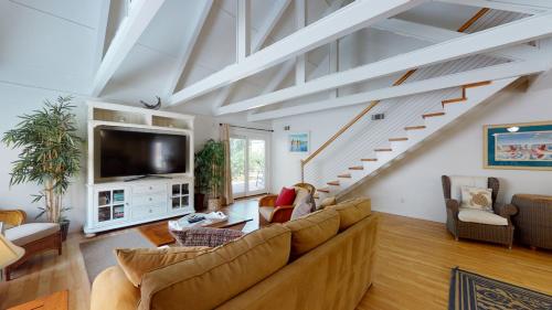 762 Queens Grant - photo 12
