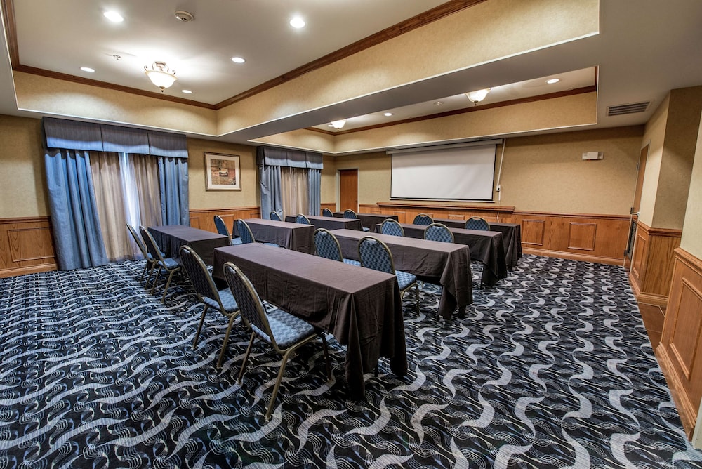 Hampton Inn Dallas Rockwall - photo 38