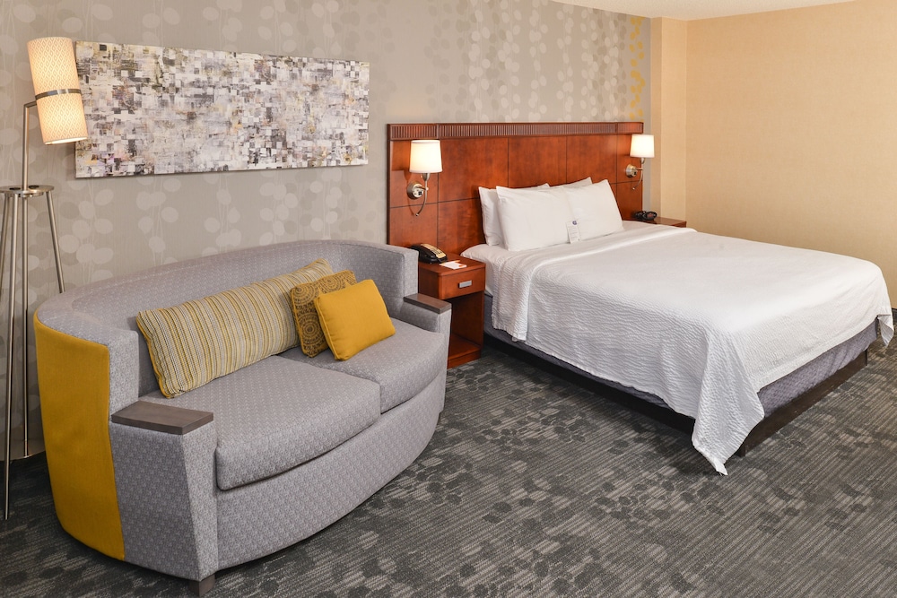 Courtyard by Marriott Denver Cherry Creek - photo 10