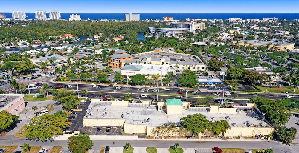 Unit D SeaI Private Room near Deerfield Beach - photo 13