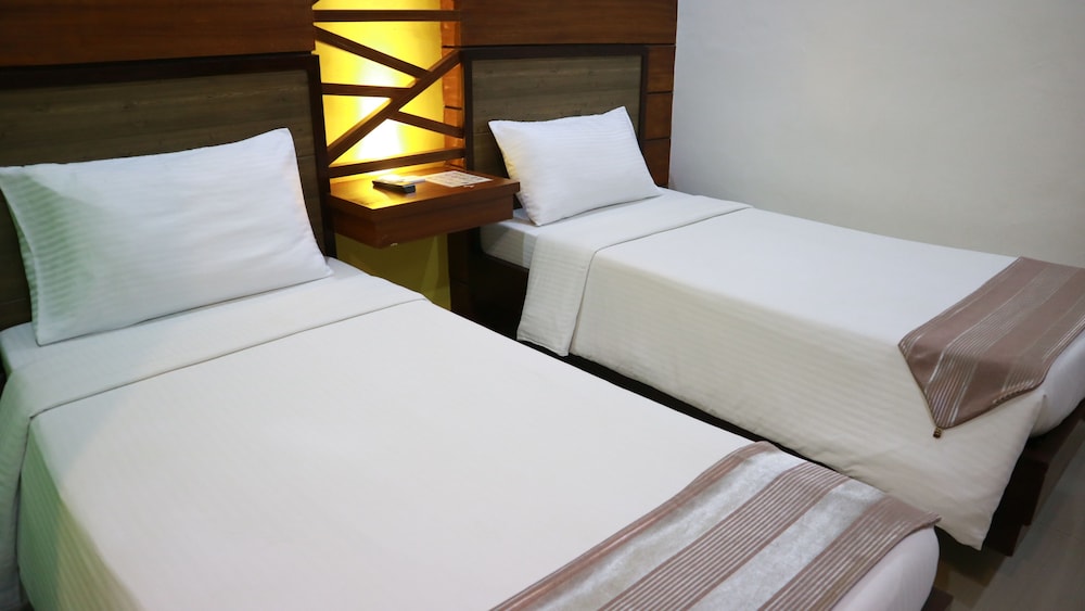 The Loft Hotel — Tacloban — photo 4