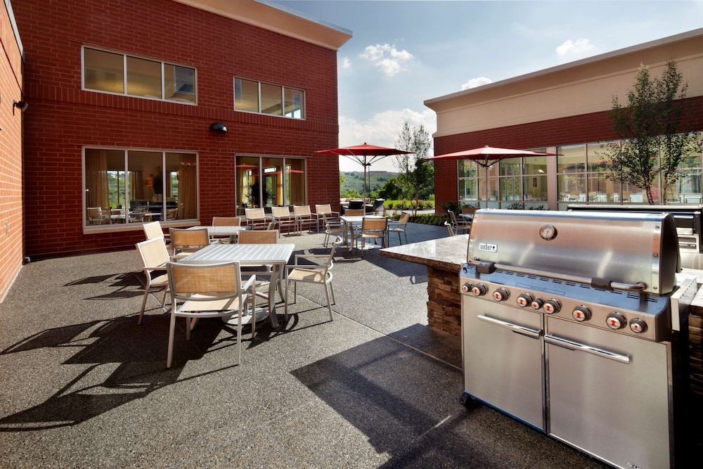 Homewood Suites Pittsburgh Airport - photo 30