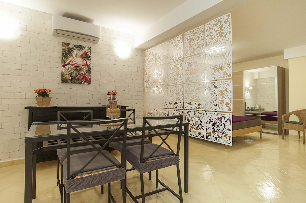 Casa Vacanza Limonaia Loft — 4-Star Luxury Hotel in Sperlonga, Italy