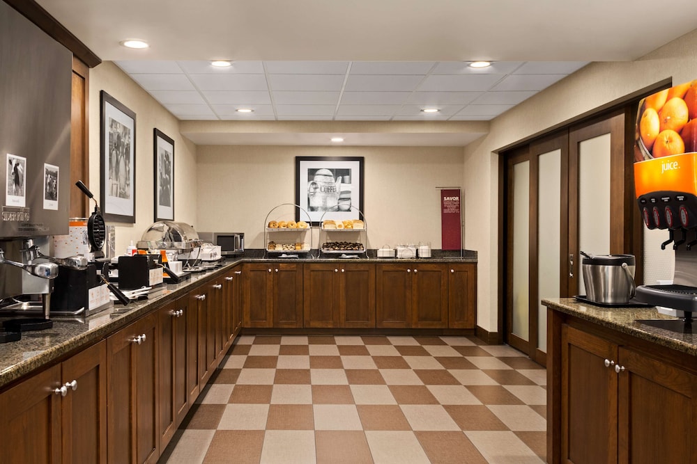 Hampton Inn by Hilton Fort Smith - photo 42