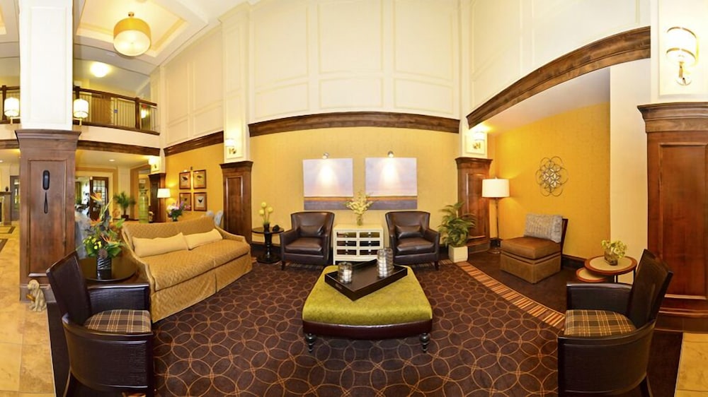 Holiday Inn Express & Suites Williston an IHG Hotel - photo 2