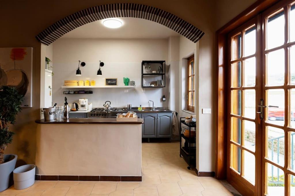 Vicolo Zenone 8 Casa Esclusiva Tra Natura E Arte — 4-Star Luxury Hotel in Caserta, Italy