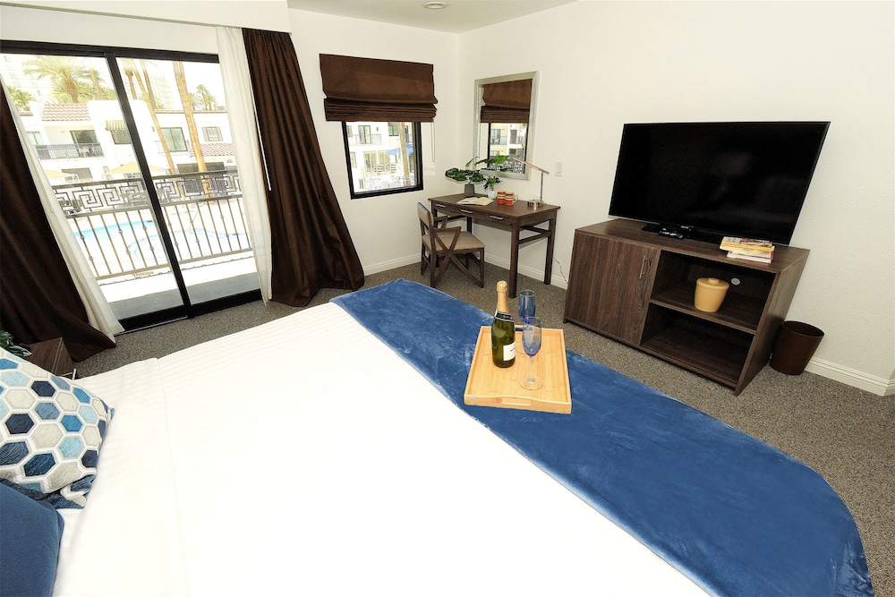 Serene Vegas Boutique Hotel Las Vegas - photo 27