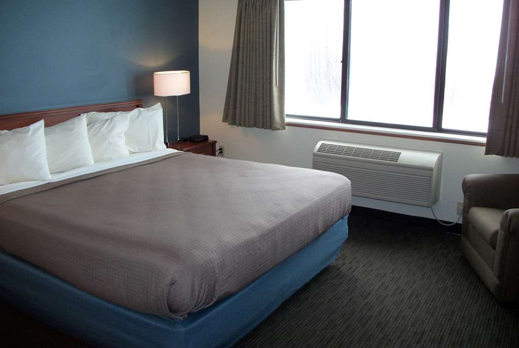 AmericInn by Wyndham Beulah - photo 12