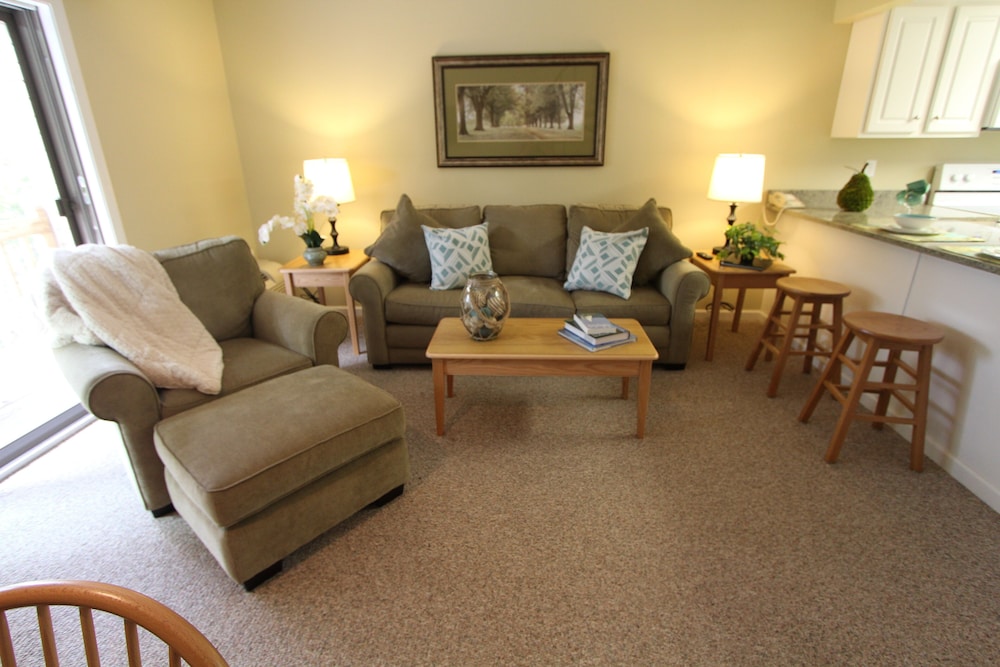 Tanglwood Resort - photo 13