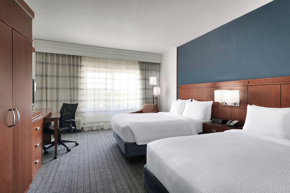 Courtyard by Marriott Houston NASA Clear Lake - photo 13