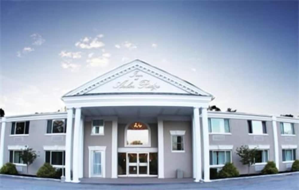 Inn At Arbor Ridge Hotel & Conference Center - featured photo