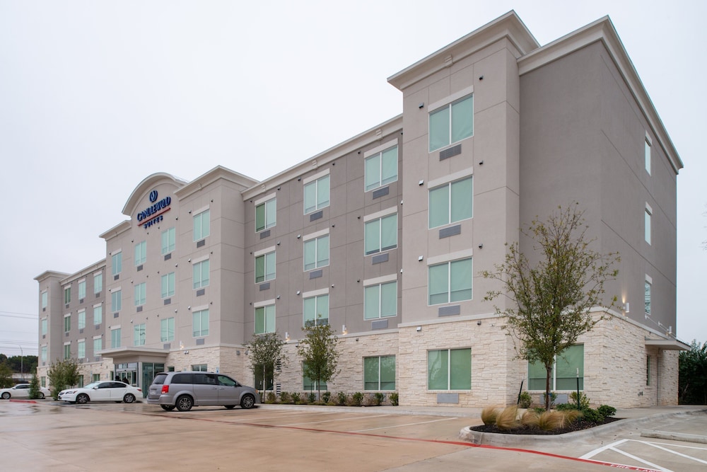 Candlewood Suites Austin Airport - photo 38