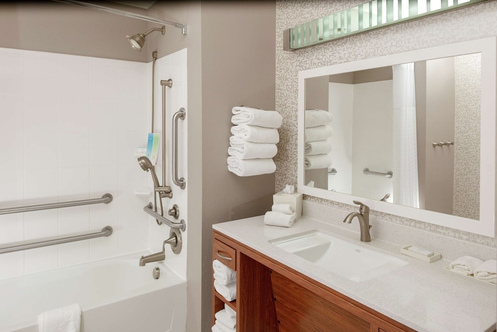 Home2 Suites by Hilton Fayetteville Fort Bragg - photo 18