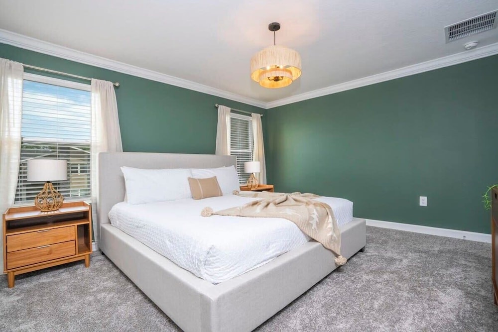 Magnificient 4Bd w Pool @ Storey Lake Resort 2648 - photo 6