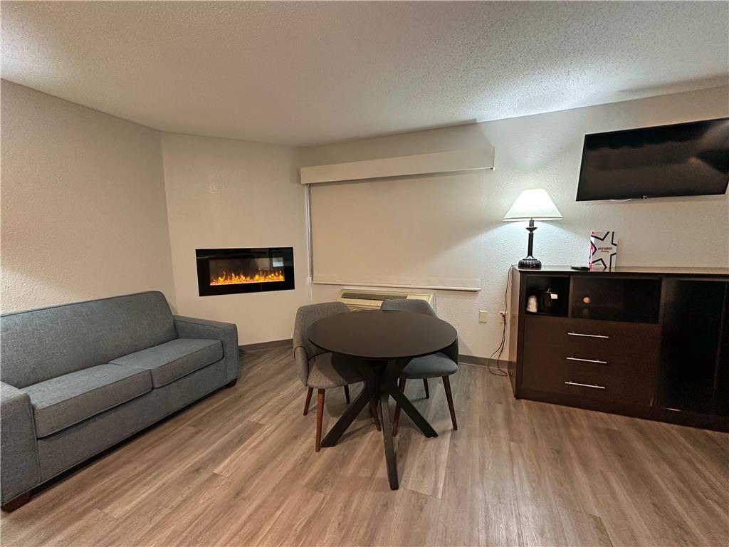 AmericInn by Wyndham Menominee - photo 11