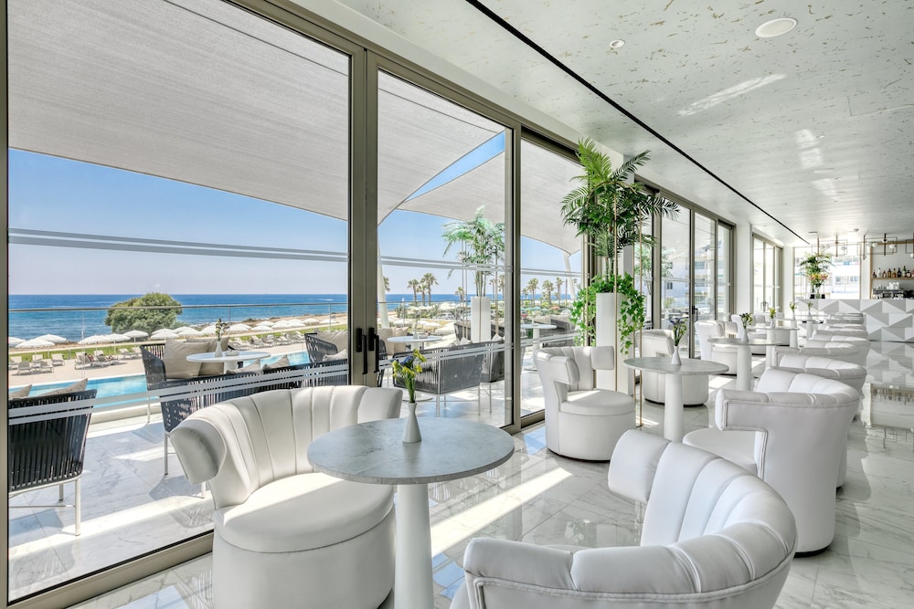 מזון ומשקאות