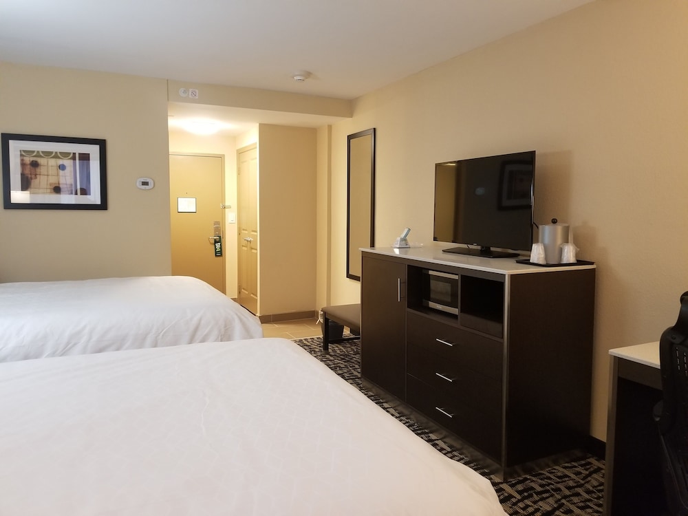Holiday Inn Poughkeepsie by IHG - photo 7