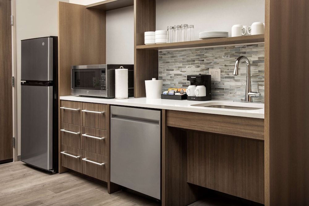 Home2 Suites by Hilton Kenner New Orleans Airport - photo 16
