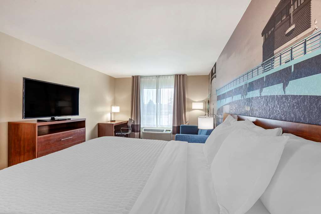 Clarion Pointe Racine Mount Pleasant - photo 17