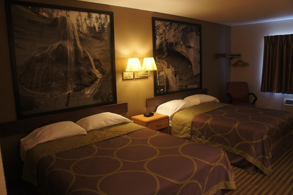 Super 8 by Wyndham Fremont NE - photo 12