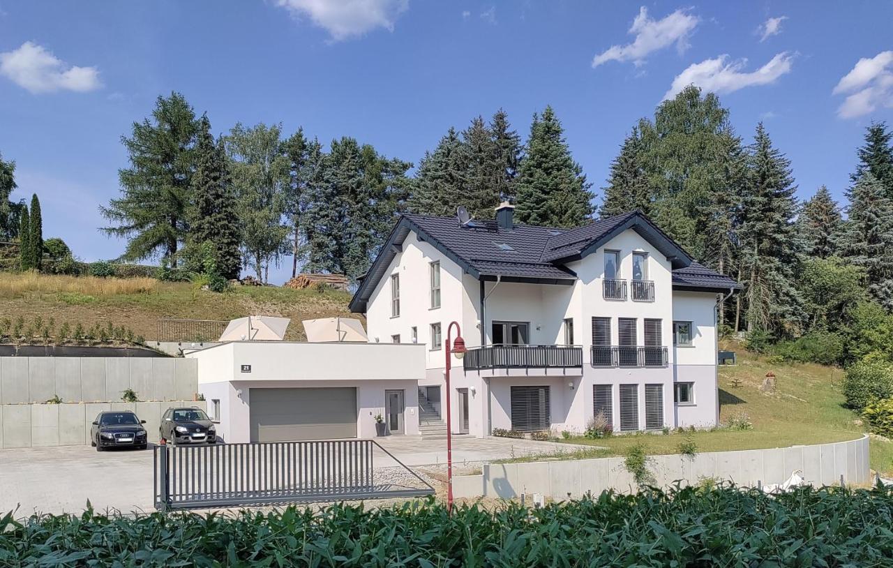 Ferienapartment 21 — 4-Star Luxury Hotel in Kurort Gohrisch, Germany