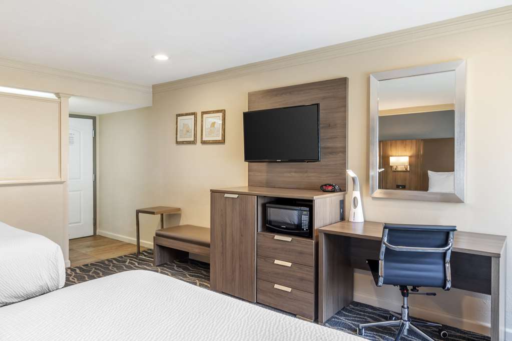 Best Western Plus Hill House - photo 38