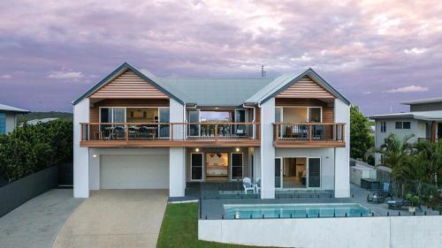 Barrier Reef Retreat 2 Min to Beach in Agnes Water, Australia