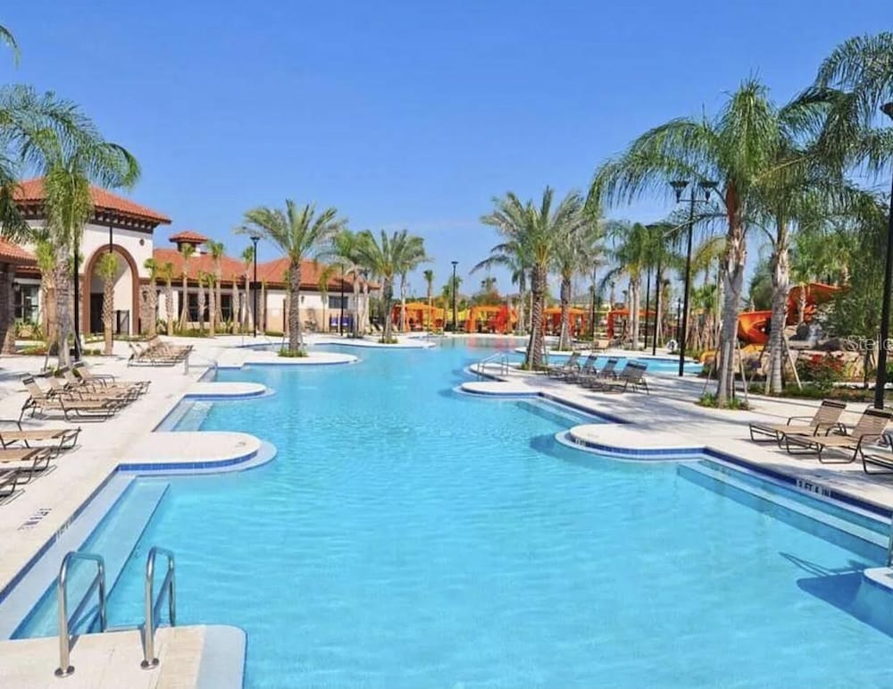 Solterra Resort Spacious House With Game Room Private Pool and Movie Room - photo 27
