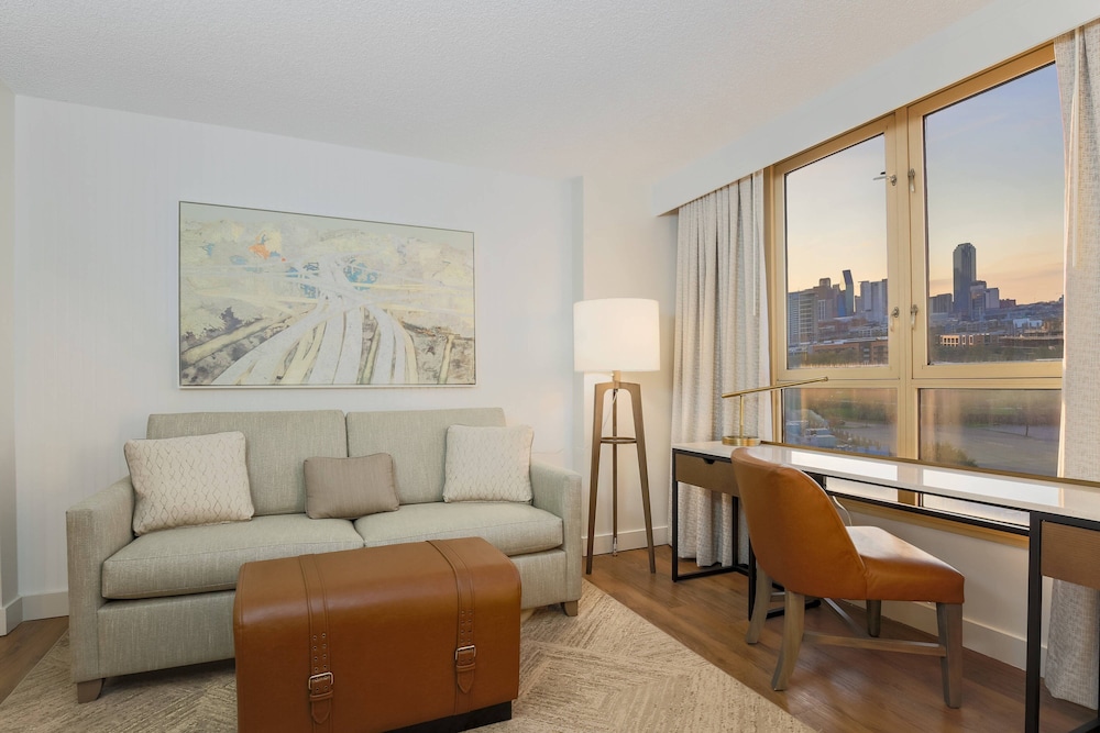 Sheraton Suites Market Center Dallas - photo 14