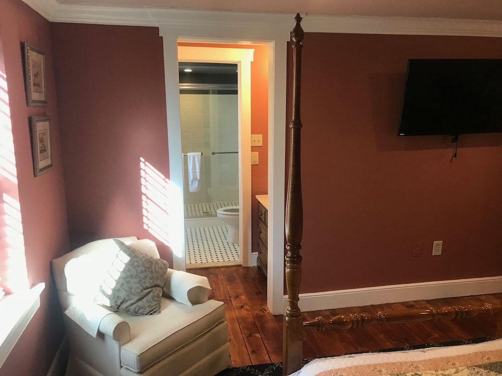 Stottsville Inn - photo 12