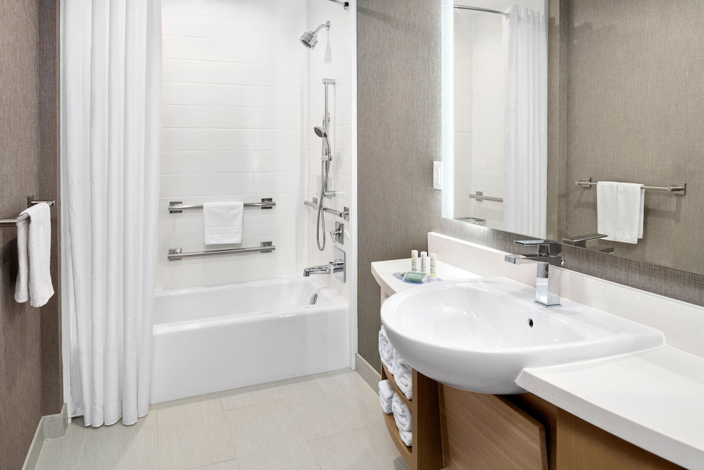 SpringHill Suites by Marriott Riverside Redlands - photo 20