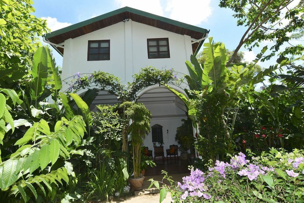 D Santos Hotel Boutique in Dolores, Nicaragua