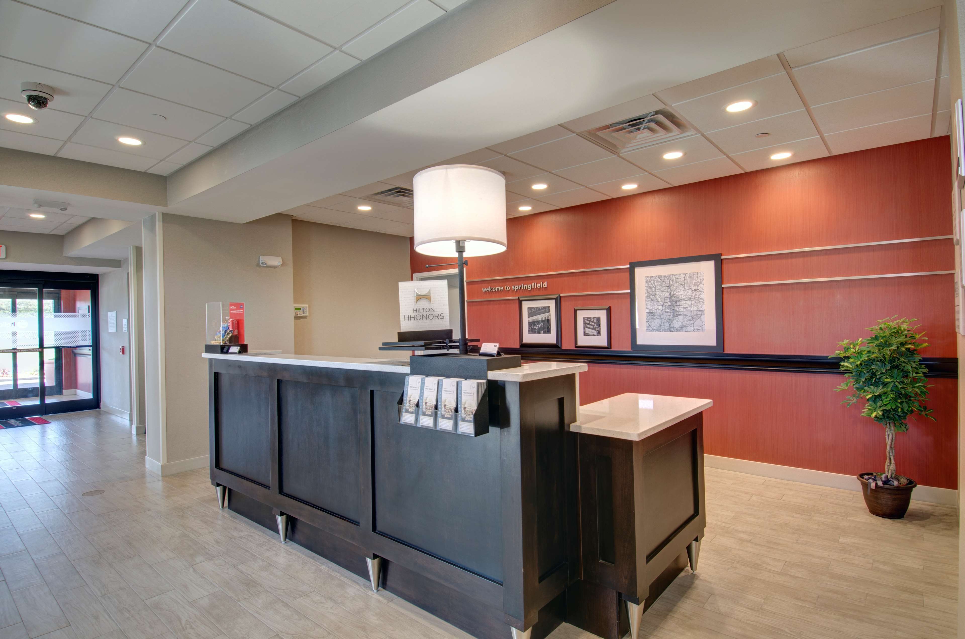 Hampton Inn & Suites Springfield Downtown - photo 5