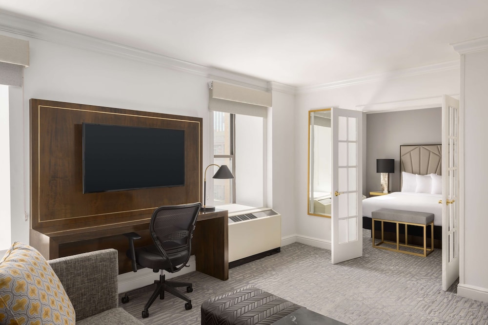 Martinique New York on Broadway Curio Collection by Hilton - photo 18