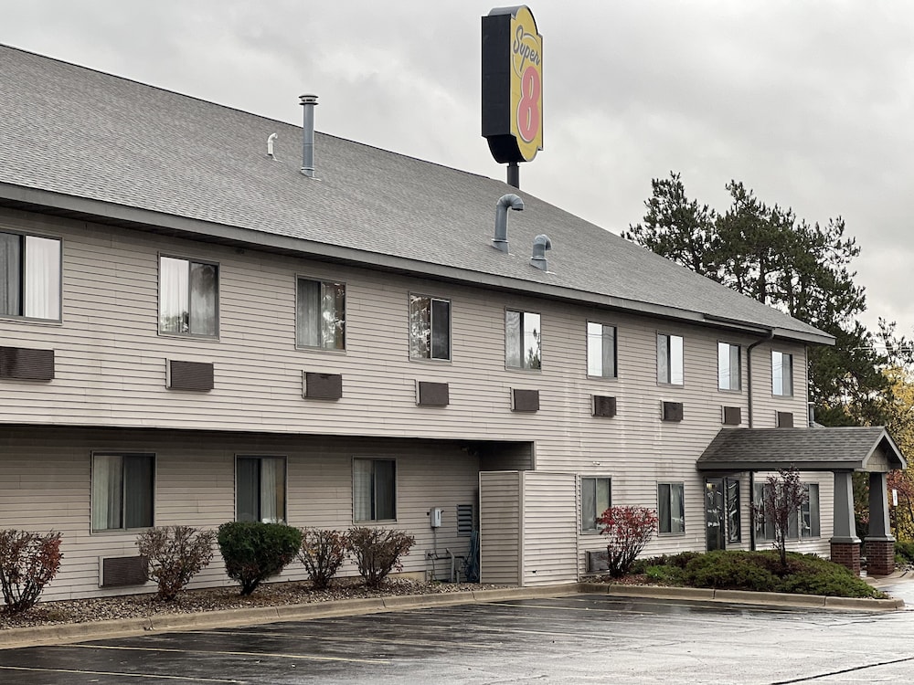 Super 8 by Wyndham Sparta - photo 53