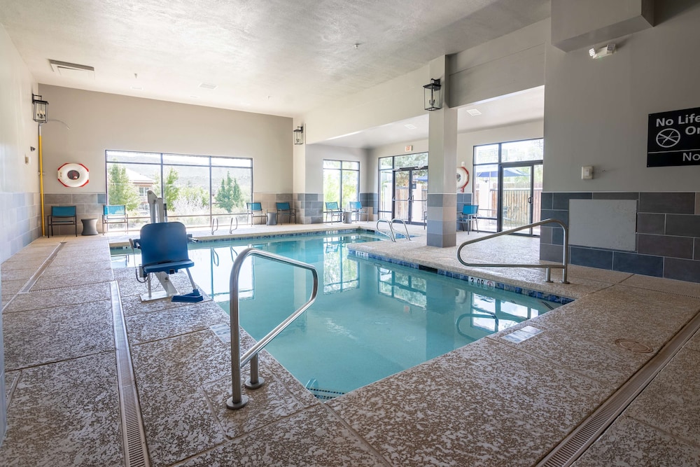 Hampton Inn Durango - photo 38